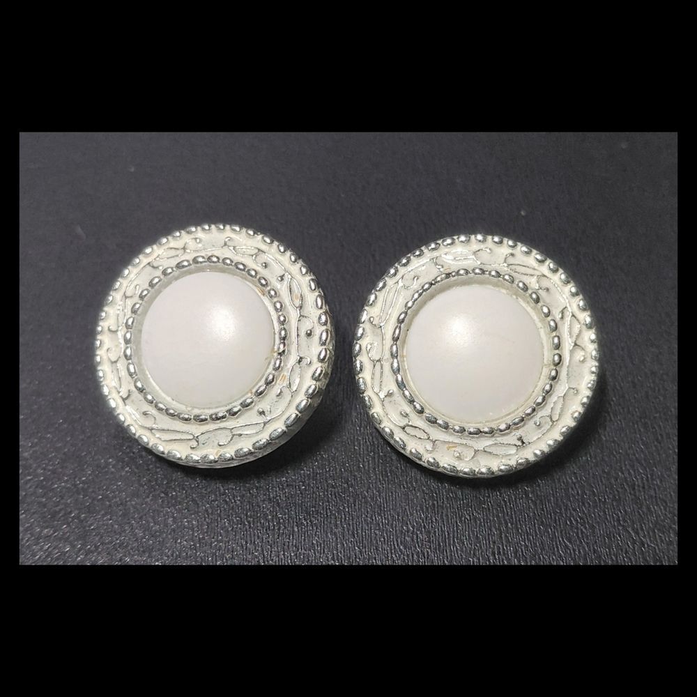 Vintage Silver and White Clip On Earrings